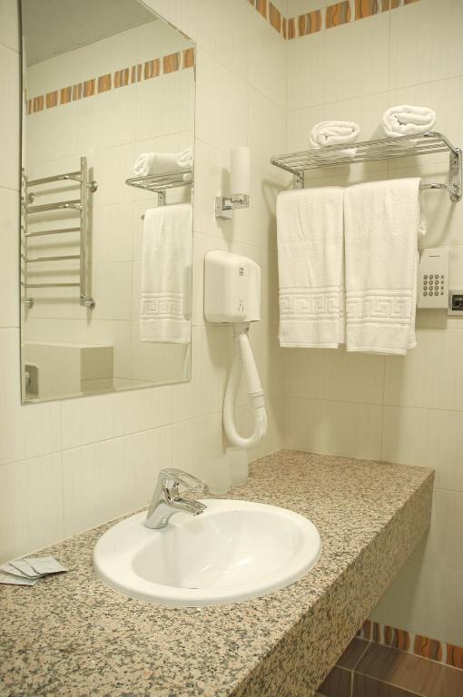 Hotel Westa Minsk Oda fotoğraf