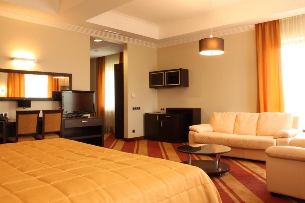 Hotel Westa Minsk Oda fotoğraf
