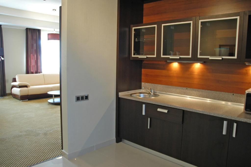 Hotel Westa Minsk Oda fotoğraf